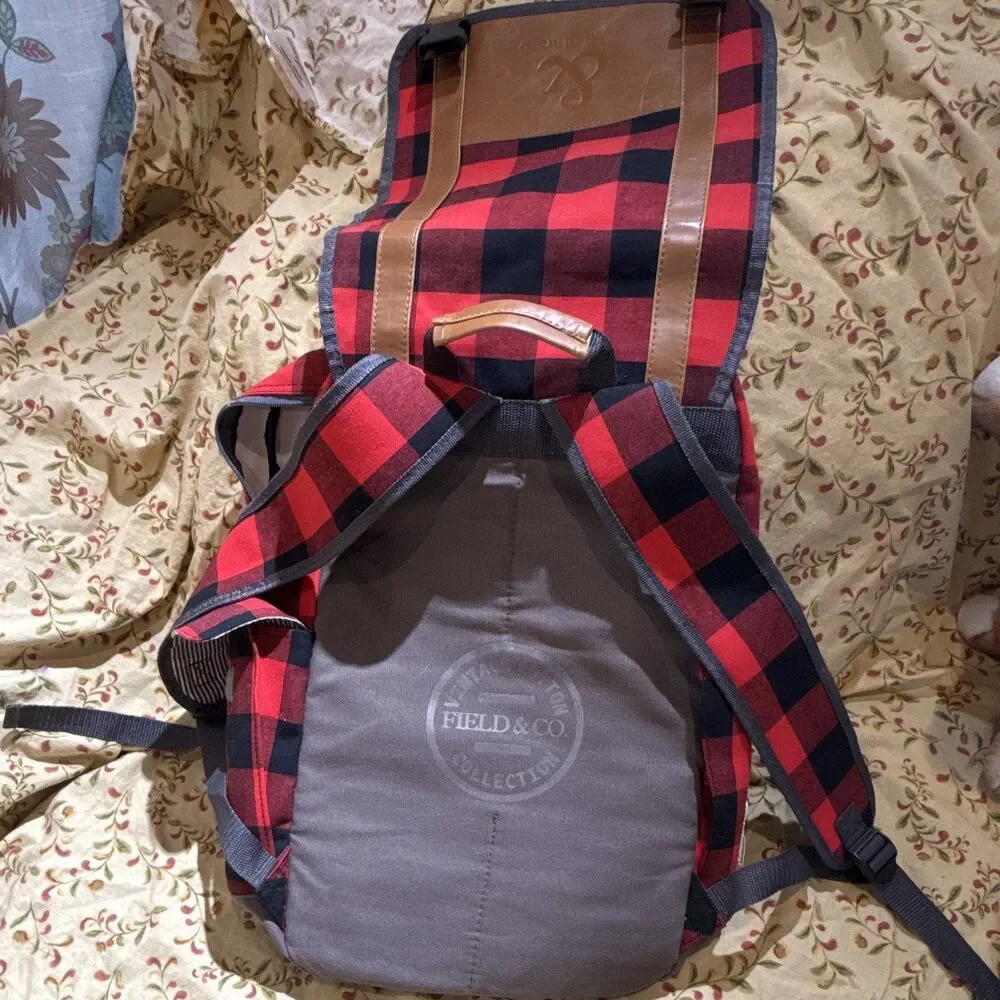 Ampersand Avenue Field & Co. Red/Black Plaid Backpack 20L Fits 13